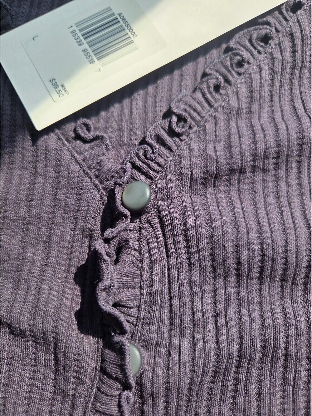 Y2K Levi's Ribbed V-Neck Button-Up - Picture 3 of 3
